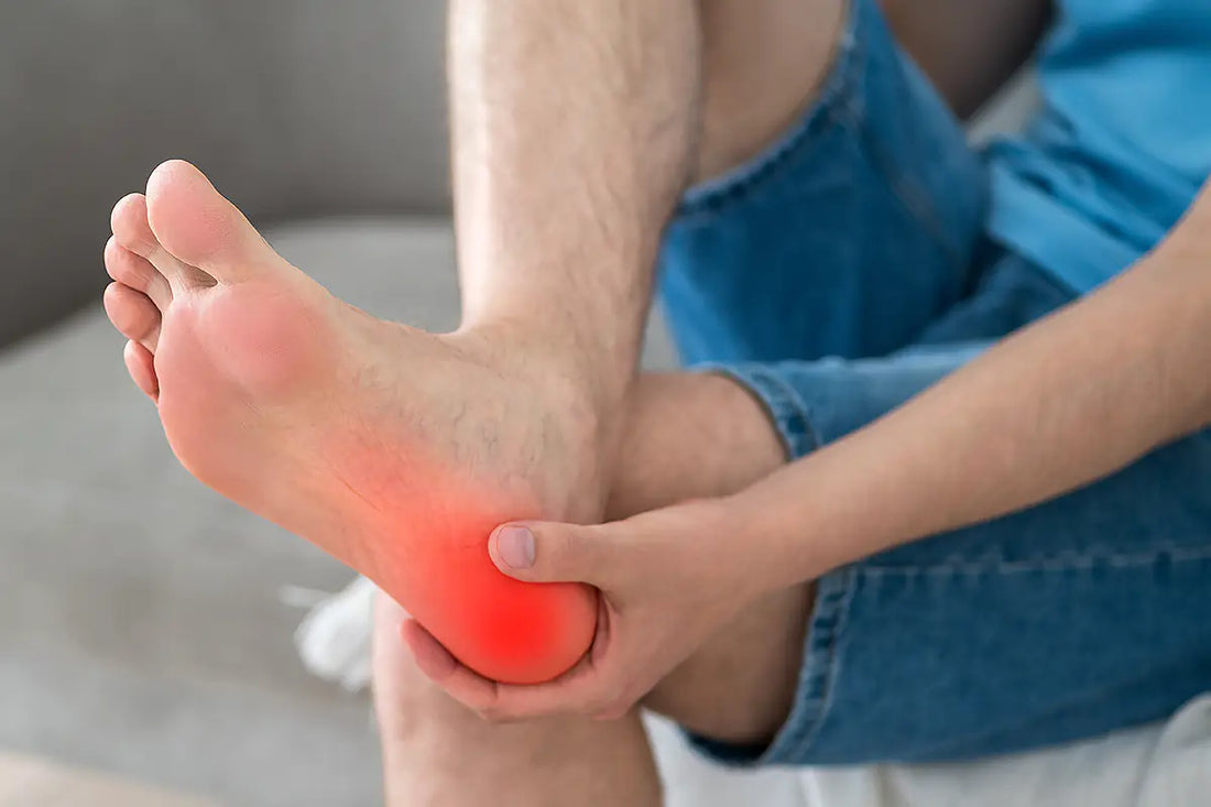 Hühnerauge und Fersensporn: Ursachen, Symptome und Behandlung